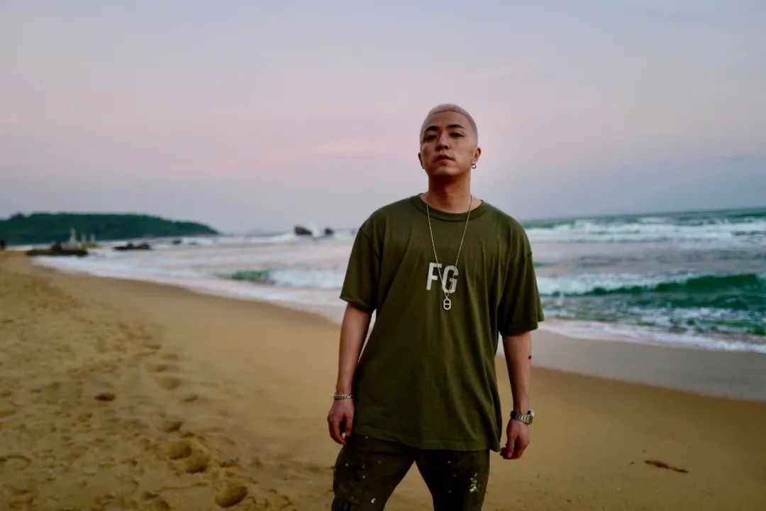 我为什么给Jony J的新专辑《24時·Am》打出了不及格的五分 | 第6张 | 嘻哈中国 我为什么给Jony J的新专辑《24時·Am》打出了不及格的五分 | 第6张