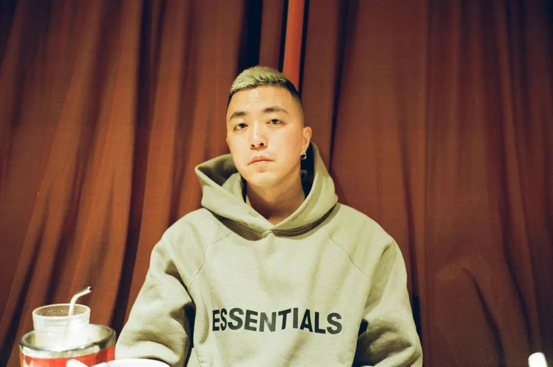 我为什么给Jony J的新专辑《24時·Am》打出了不及格的五分 | 第1张 | 嘻哈中国 我为什么给Jony J的新专辑《24時·Am》打出了不及格的五分 | 第1张