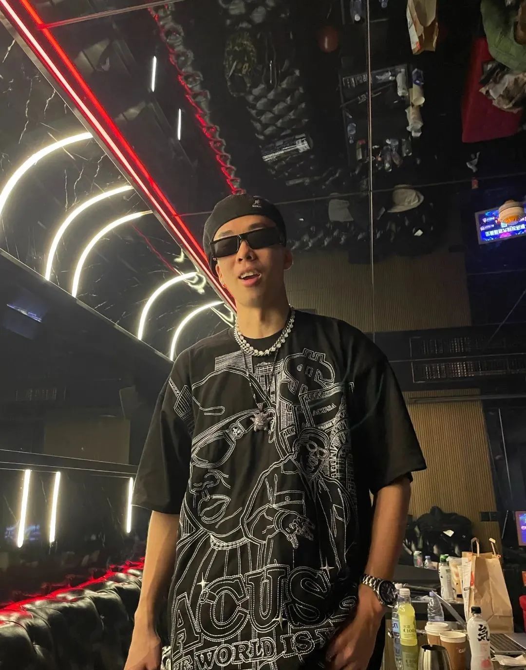 说唱圈通缉令？吴亦凡被《70%》正式消音！