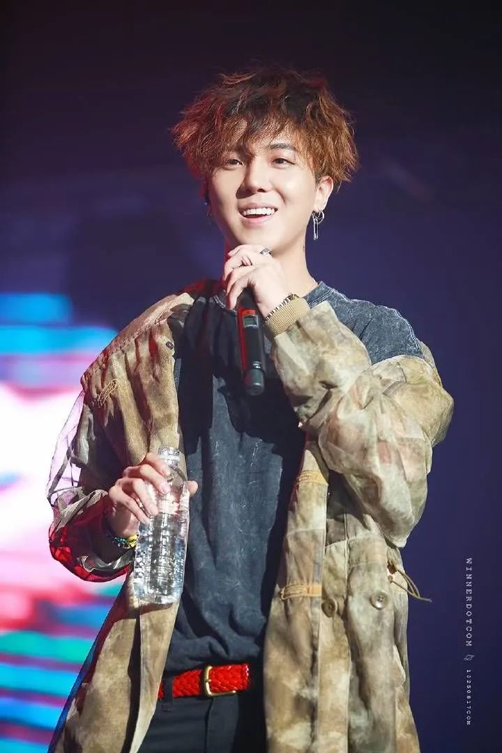 经历了不断的嘲笑和质疑,浴火重生的宋旻浩是否有资格担任节目导师? | 第3张 | 嘻哈中国 经历了不断的嘲笑和质疑,浴火重生的宋旻浩是否有资格担任节目导师? | 第3张