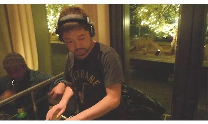 他是最接近诗人的DJ,Lu1因他重拾说唱梦想,王以太写歌向他致敬 | 第1张 | 嘻哈中国 他是最接近诗人的DJ,Lu1因他重拾说唱梦想,王以太写歌向他致敬 | 第1张