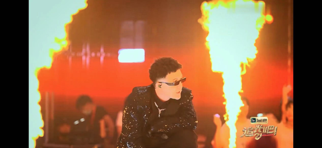 曾经被黑的最惨的Rapper,如今回到综艺又遇到不公!他真的不一样了吗? | 第2张 | 嘻哈中国 曾经被黑的最惨的Rapper,如今回到综艺又遇到不公!他真的不一样了吗? | 第2张