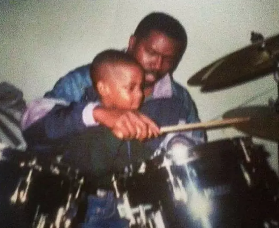 9人死亡17人重伤,这场堪比人间炼狱的音乐节里的男主角到底什么来头? | 第5张 | 嘻哈中国 9人死亡17人重伤,这场堪比人间炼狱的音乐节里的男主角到底什么来头? | 第5张