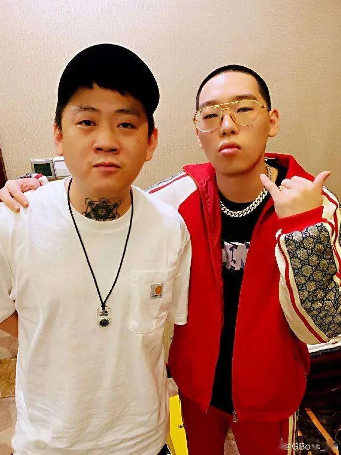 2021年发生在说唱圈的全部丑闻和Beef大总结,许多rapper都倒在了这个上面... | 第2张 | 嘻哈中国 2021年发生在说唱圈的全部丑闻和Beef大总结,许多rapper都倒在了这个上面... | 第2张