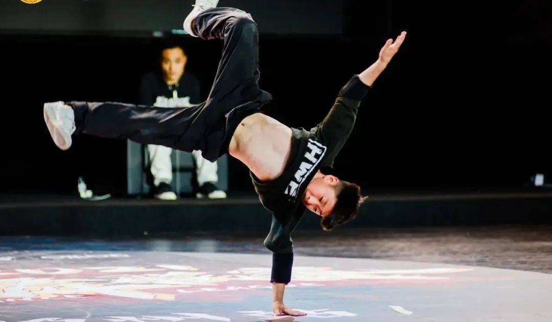 八种不适合跳街舞的人,希望你不是其中之一! | 第4张 | 嘻哈中国 八种不适合跳街舞的人,希望你不是其中之一! | 第4张