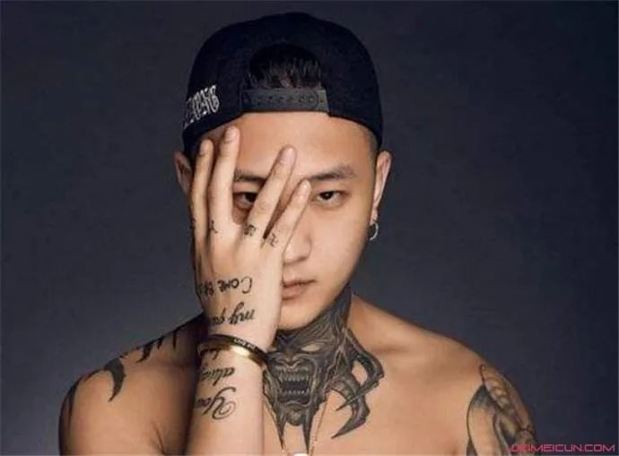 贝贝直播时暗示红花会重聚关键在于PG One,自己已和女友分手,感叹方丈打款豪爽大气! | 第6张 | 嘻哈中国 贝贝直播时暗示红花会重聚关键在于PG One,自己已和女友分手,感叹方丈打款豪爽大气! | 第6张