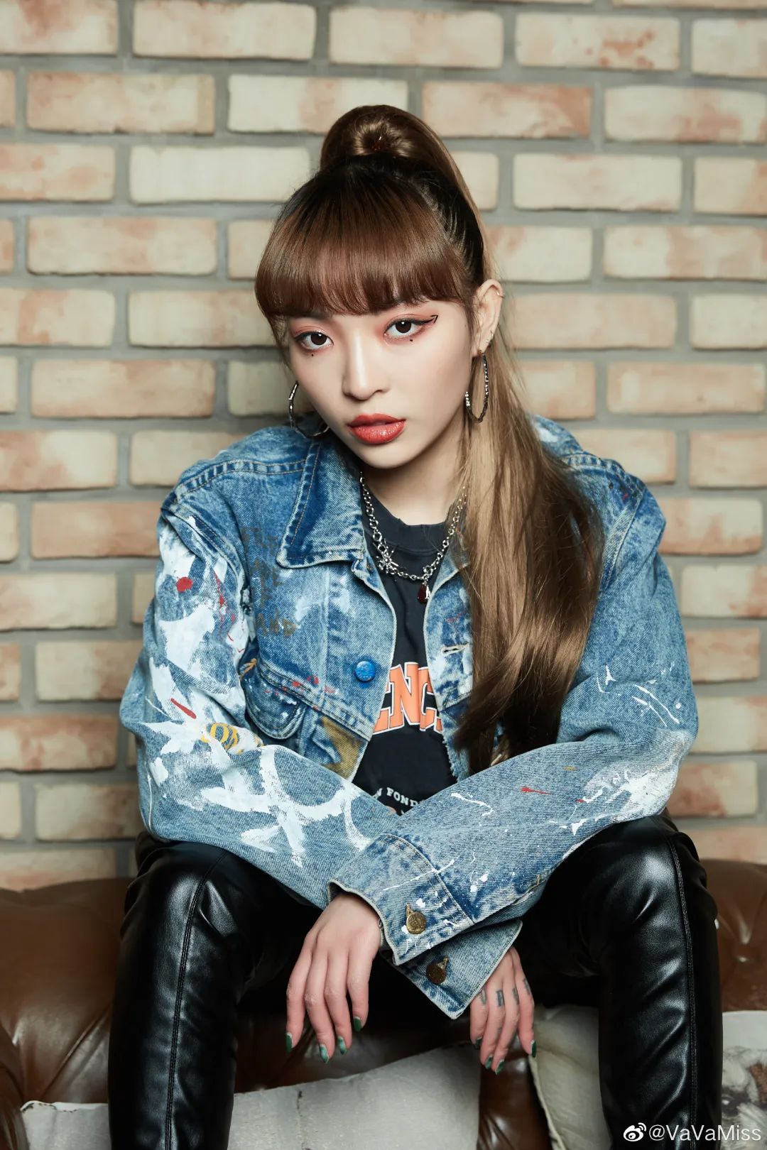 为什么如今VAVA说自己是中国第一女rapper，会有那么多人反对？