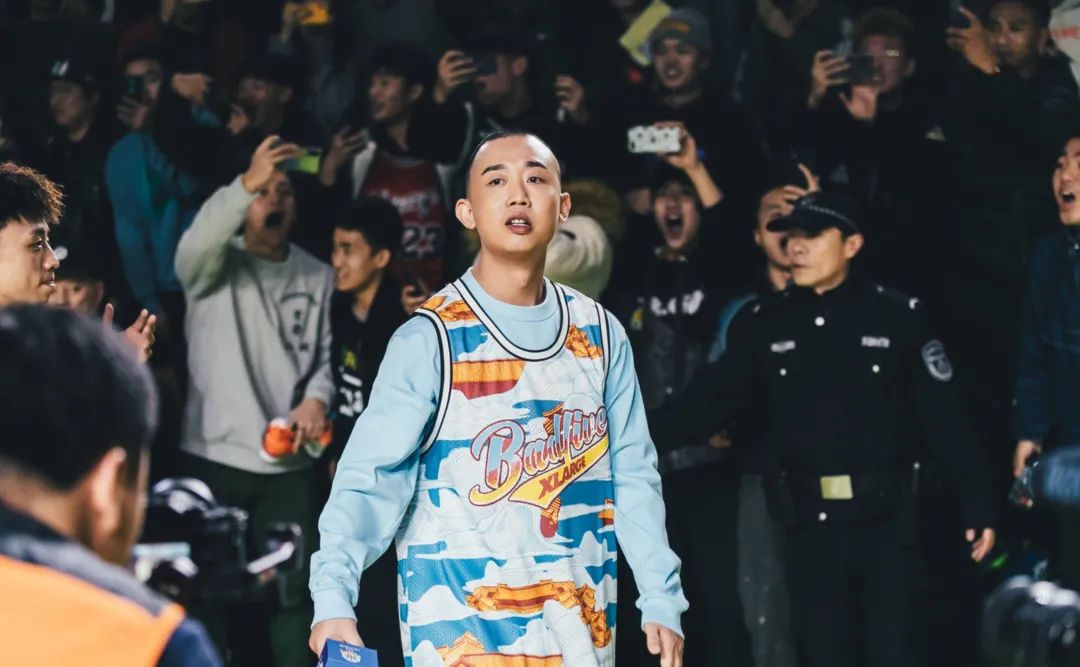 Psy.P签约王嘉尔公司，姜云升签约少城时代，头部rapper正在向娱乐圈靠拢