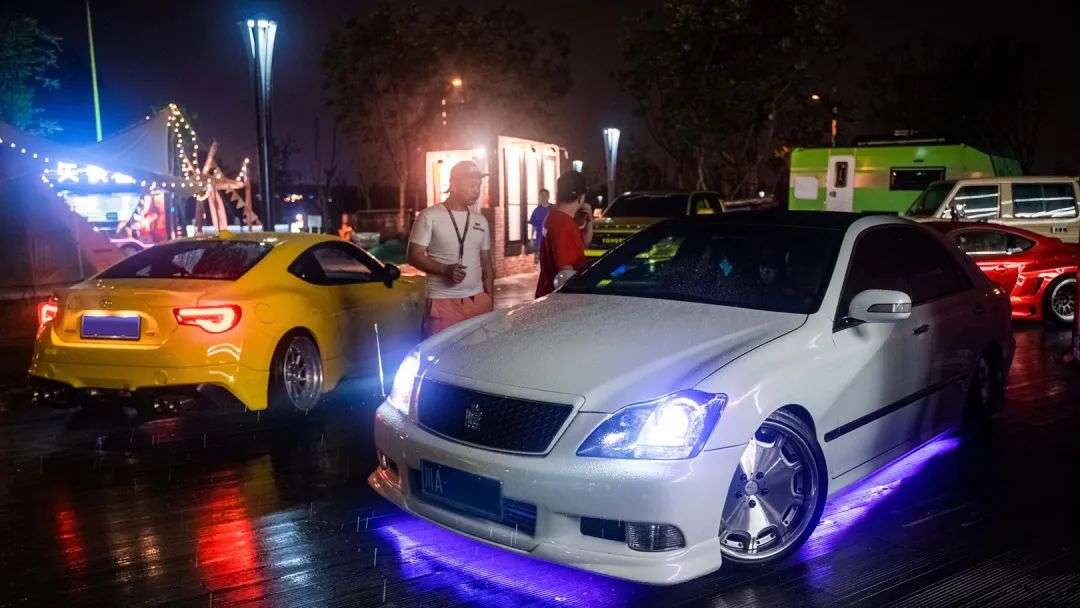 中国rapper到底都开哪些豪车,又是哪位rapper既做代驾又骑电动车? | 第7张 | 嘻哈中国 中国rapper到底都开哪些豪车,又是哪位rapper既做代驾又骑电动车? | 第7张