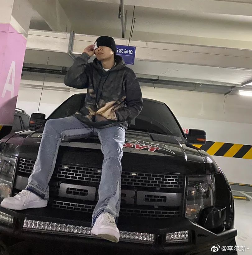 中国rapper到底都开哪些豪车,又是哪位rapper既做代驾又骑电动车? | 第16张 | 嘻哈中国 中国rapper到底都开哪些豪车,又是哪位rapper既做代驾又骑电动车? | 第16张