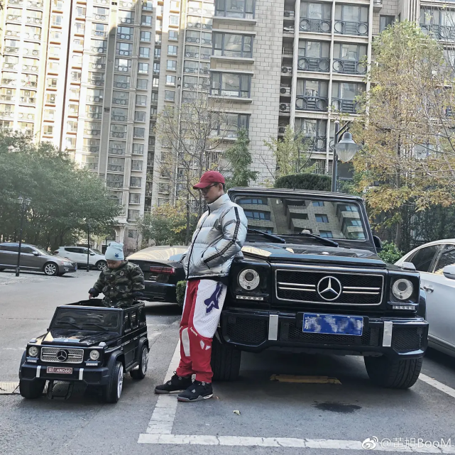 中国rapper到底都开哪些豪车,又是哪位rapper既做代驾又骑电动车? | 第28张 | 嘻哈中国 中国rapper到底都开哪些豪车,又是哪位rapper既做代驾又骑电动车? | 第28张