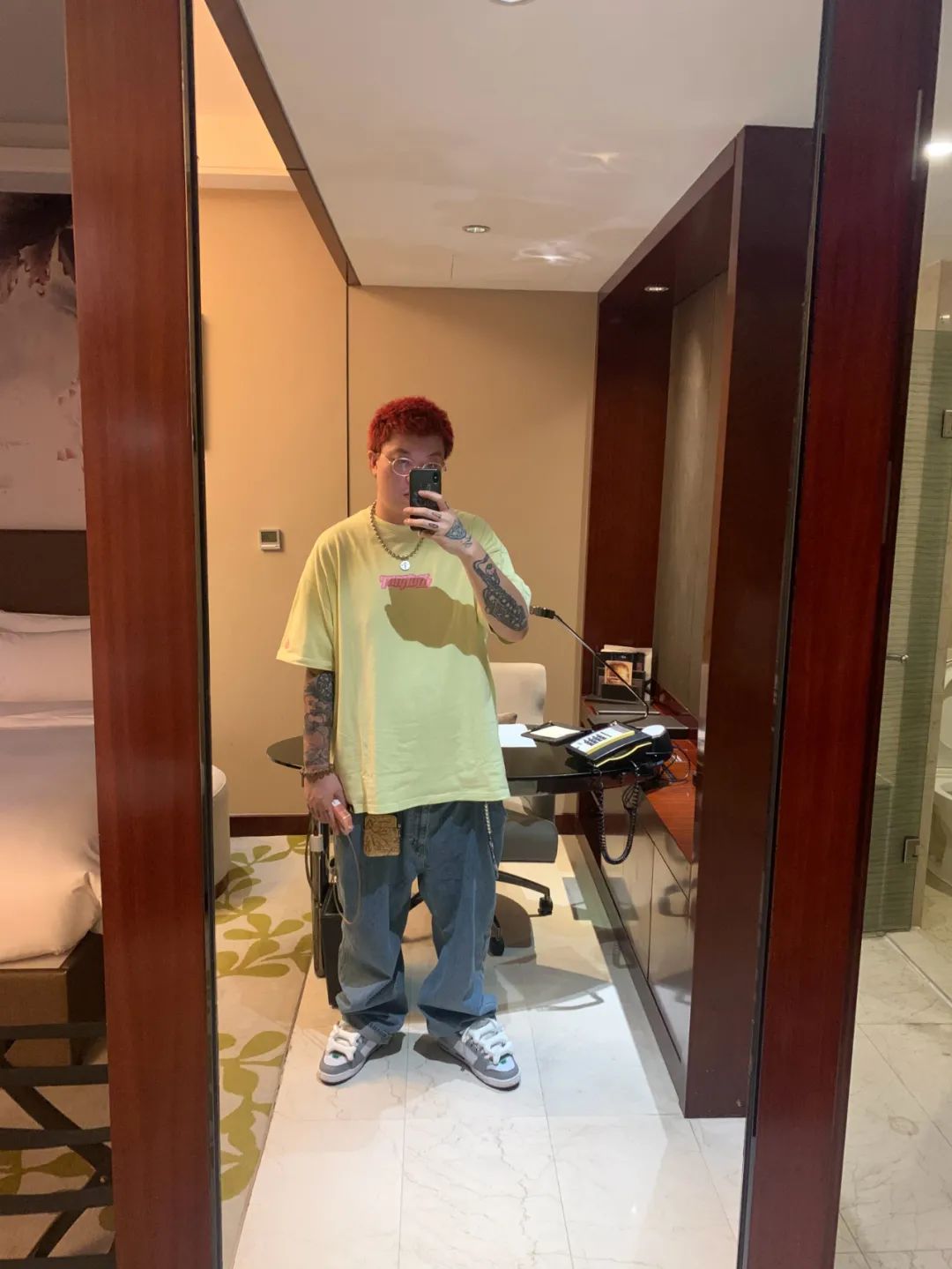 专辑概念空虚、旋律唱段难听，功夫胖的新专辑实在是不太行