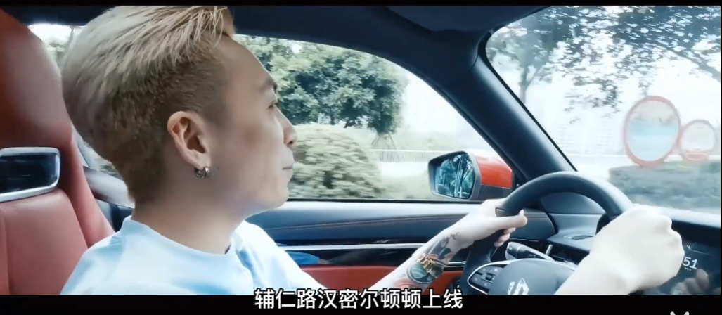 中国rapper到底都开哪些豪车,又是哪位rapper既做代驾又骑电动车? | 第26张 | 嘻哈中国 中国rapper到底都开哪些豪车,又是哪位rapper既做代驾又骑电动车? | 第26张