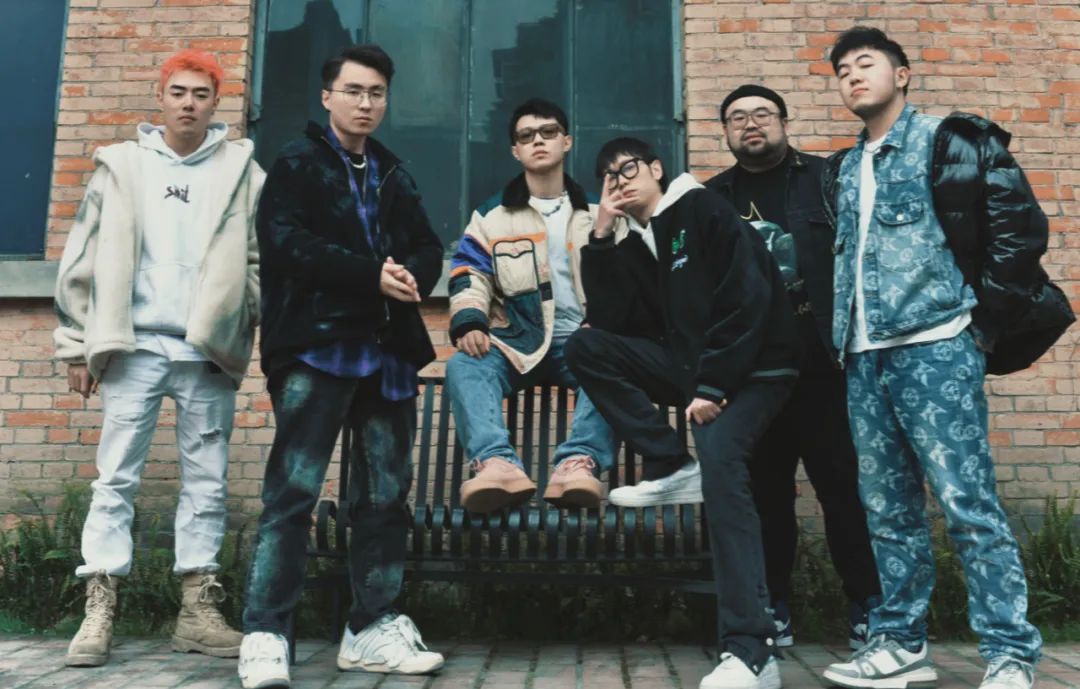 拿到腾讯投资的成都说唱厂牌,发了今年的cypher | 第1张 | 嘻哈中国 拿到腾讯投资的成都说唱厂牌,发了今年的cypher | 第1张