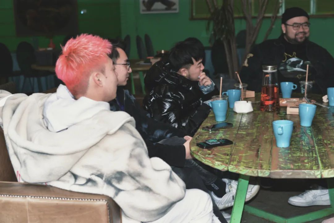 拿到腾讯投资的成都说唱厂牌,发了今年的cypher | 第3张 | 嘻哈中国 拿到腾讯投资的成都说唱厂牌,发了今年的cypher | 第3张