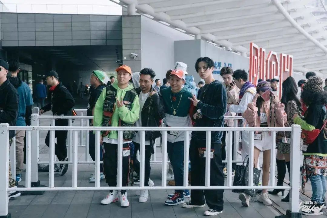 国内现在至少有15万个Rapper？？