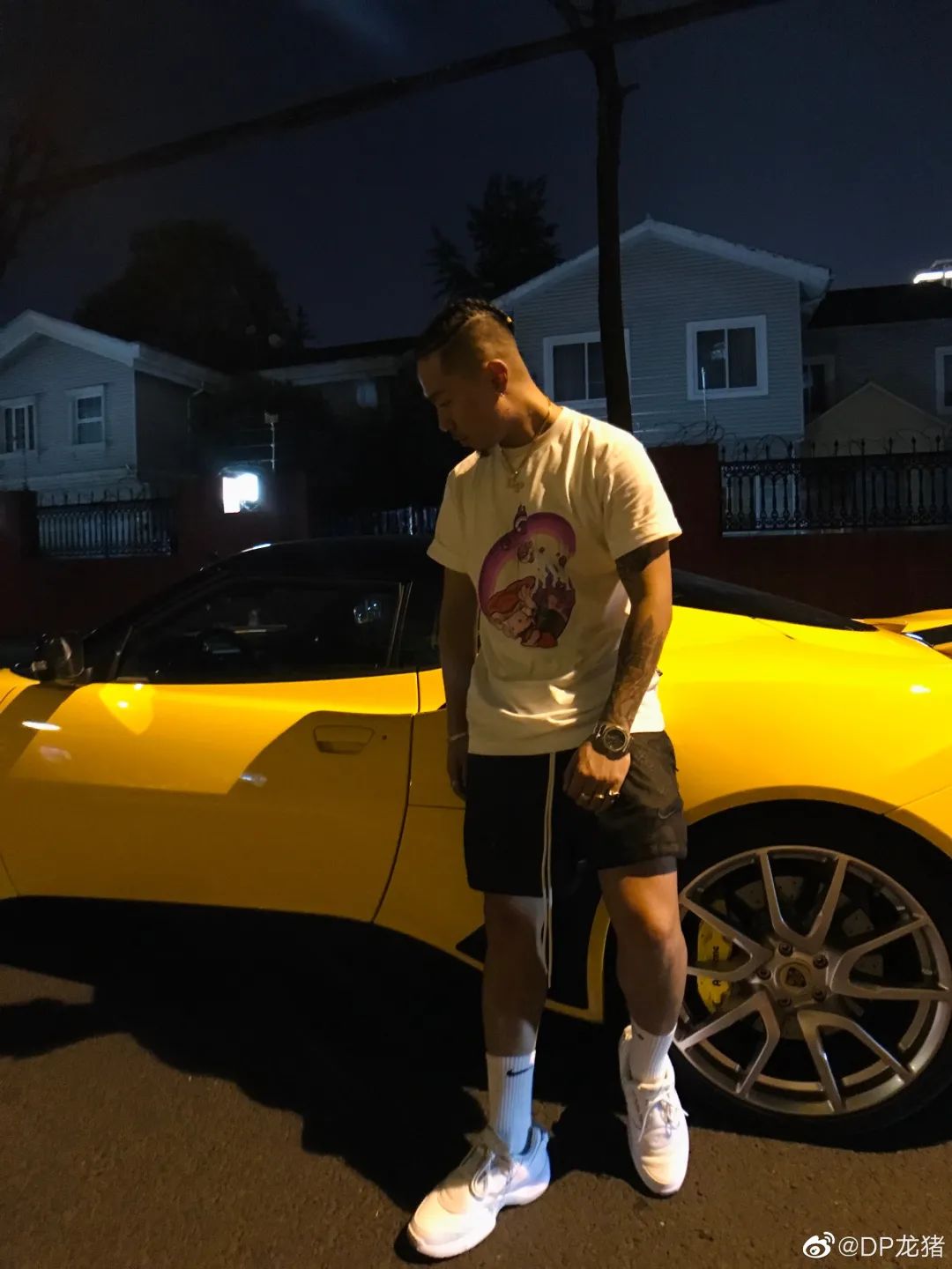 中国rapper到底都开哪些豪车,又是哪位rapper既做代驾又骑电动车? | 第19张 | 嘻哈中国 中国rapper到底都开哪些豪车,又是哪位rapper既做代驾又骑电动车? | 第19张