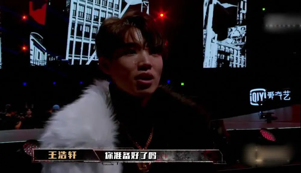 大傻盛宇说暴扣不配参加《中国说唱巅峰对决》,暴扣:台上碰见你能赢我吗? | 第5张 | 嘻哈中国 大傻盛宇说暴扣不配参加《中国说唱巅峰对决》,暴扣:台上碰见你能赢我吗? | 第5张
