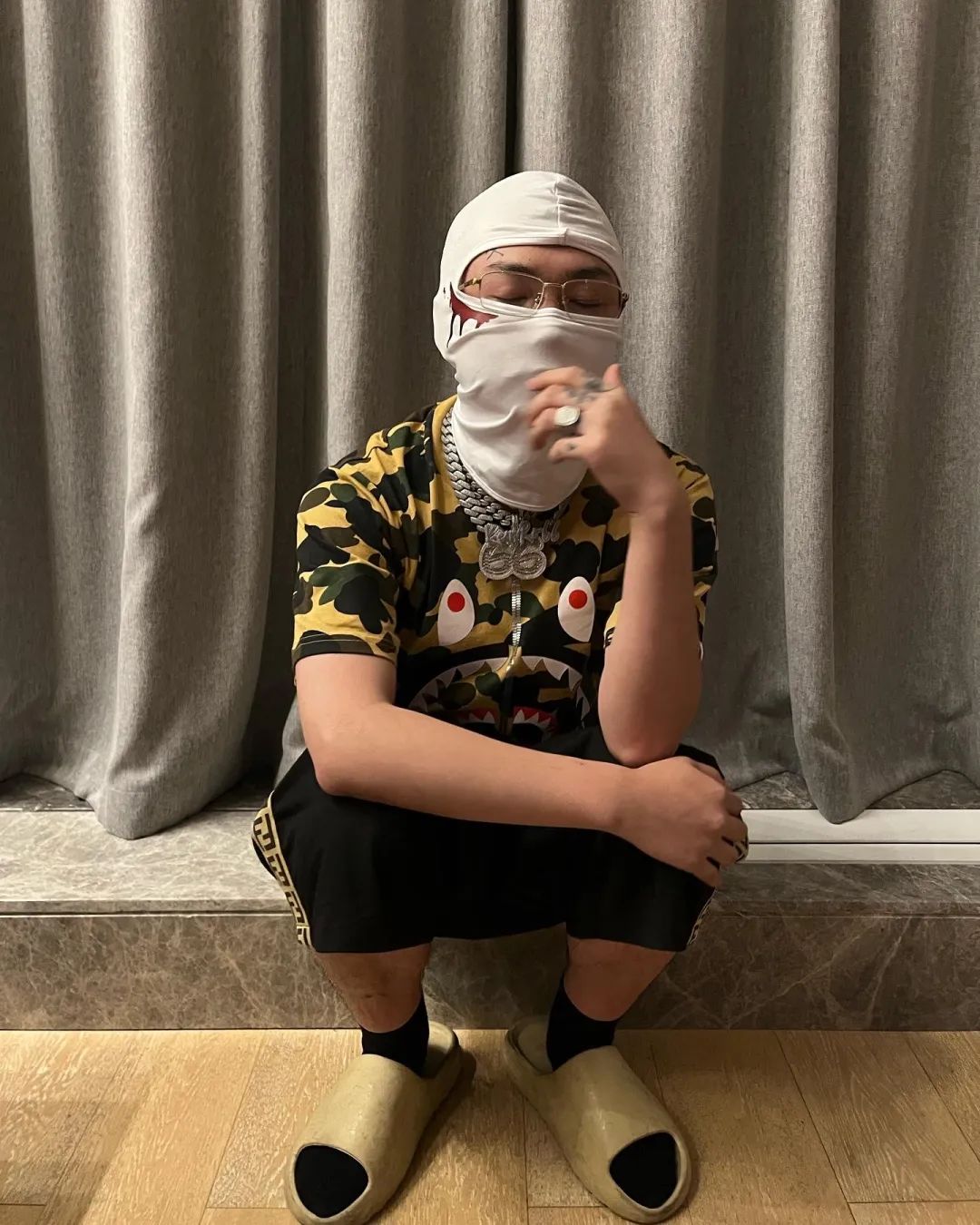 狂撒10W现金？电击小子Kenrobb现场疯狂撒钱！！ | 第14张