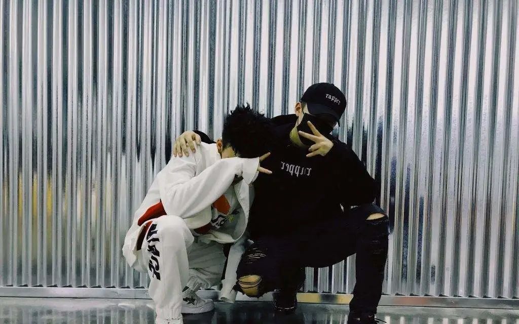 贝贝和PG ONE连麦谈合作，问题还在弹壳那儿 | 第1张