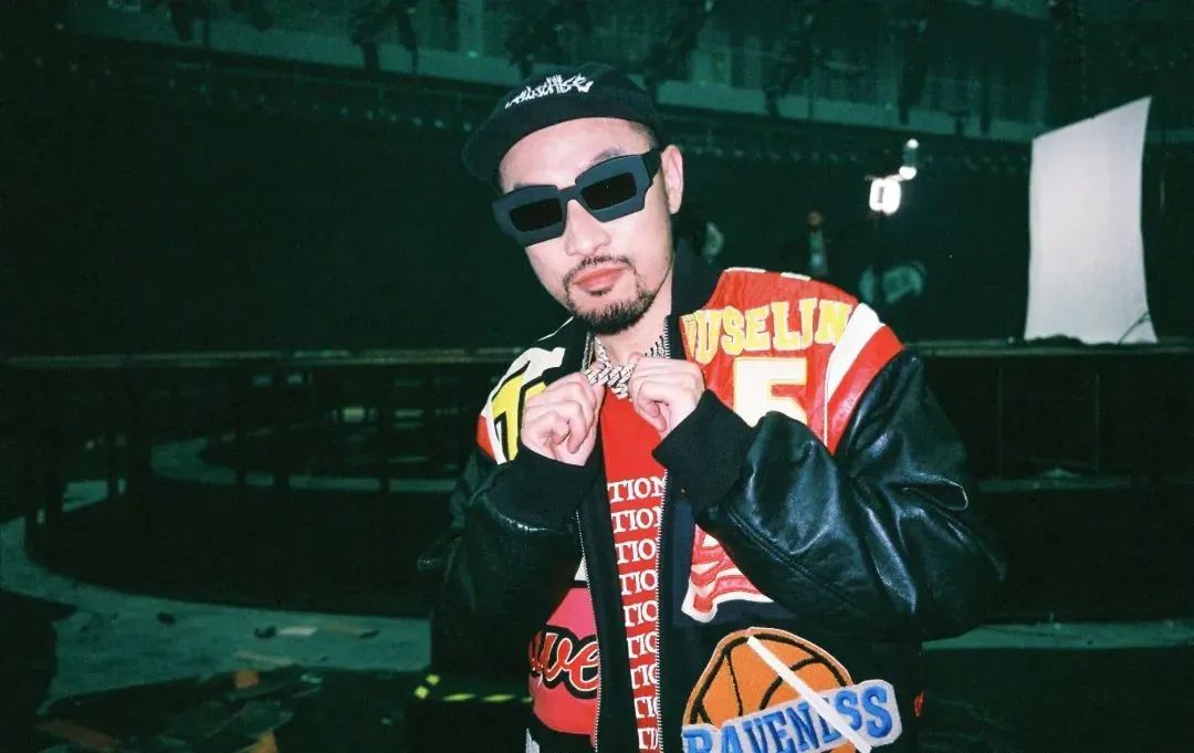 总决赛开始录制?张艺兴加入《中国说唱巅峰对决》?? | 第2张 | 嘻哈中国 总决赛开始录制?张艺兴加入《中国说唱巅峰对决》?? | 第2张