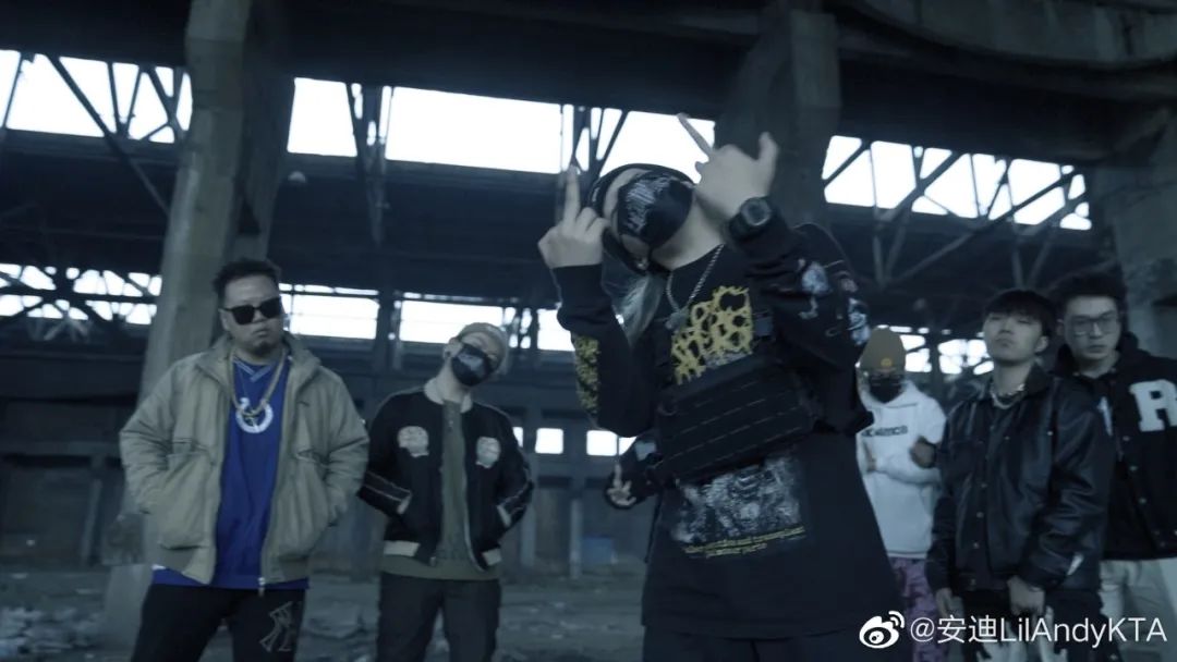 小安迪报名《中国说唱巅峰对决》踢馆赛为何没去?原来憋了个狠活:比说唱比你强亿倍!! | 第11张 | 嘻哈中国 小安迪报名《中国说唱巅峰对决》踢馆赛为何没去?原来憋了个狠活:比说唱比你强亿倍!! | 第11张