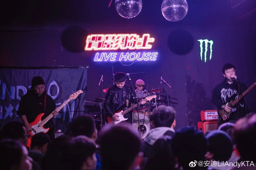 小安迪报名《中国说唱巅峰对决》踢馆赛为何没去?原来憋了个狠活:比说唱比你强亿倍!! | 第8张 | 嘻哈中国 小安迪报名《中国说唱巅峰对决》踢馆赛为何没去?原来憋了个狠活:比说唱比你强亿倍!! | 第8张