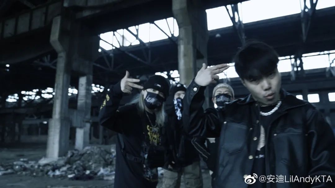 小安迪报名《中国说唱巅峰对决》踢馆赛为何没去?原来憋了个狠活:比说唱比你强亿倍!! | 第3张 | 嘻哈中国 小安迪报名《中国说唱巅峰对决》踢馆赛为何没去?原来憋了个狠活:比说唱比你强亿倍!! | 第3张