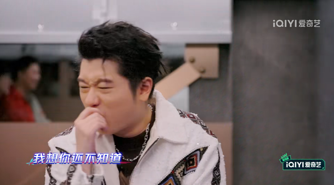 热狗TT说中国说唱没救了要退赛，杨和苏哭了，GAI说不公平！全是因为黄旭！ | 第17张