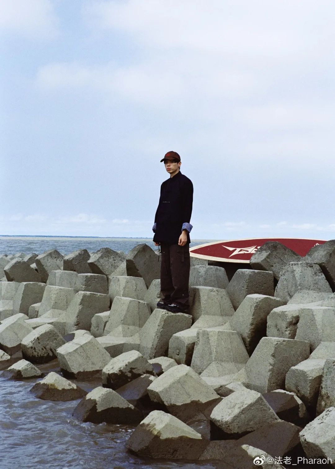 合作幼杀、龚琳娜，拿下网易云热搜第一，法老的新专辑真的超越《生于未来》了吗？ | 第14张