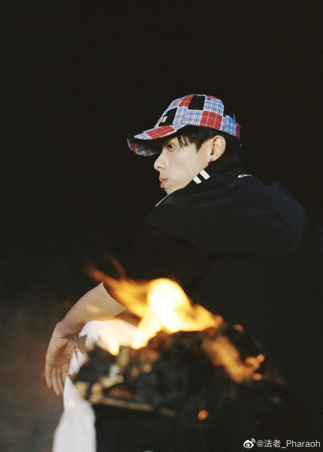 合作幼杀、龚琳娜，拿下网易云热搜第一，法老的新专辑真的超越《生于未来》了吗？ | 第17张