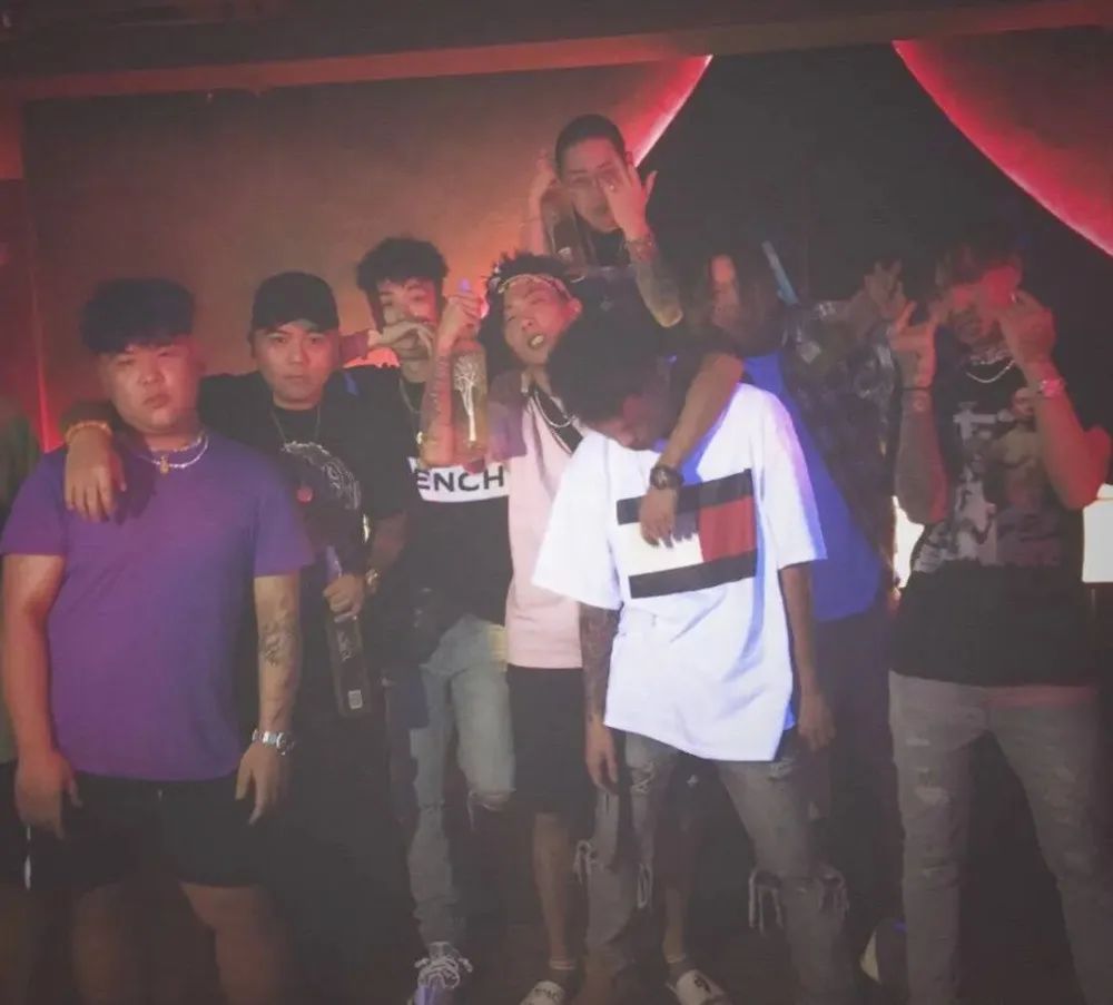 差点惨遭TY毒打?法老直播爆出惊天秘闻! | 第14张 | 嘻哈中国 差点惨遭TY毒打?法老直播爆出惊天秘闻! | 第14张