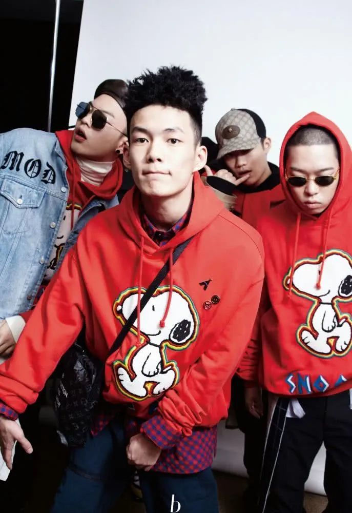 红花归来?弹壳首次在综艺重唱《黑怕不怕黑》! | 第8张 | 嘻哈中国 红花归来?弹壳首次在综艺重唱《黑怕不怕黑》! | 第8张