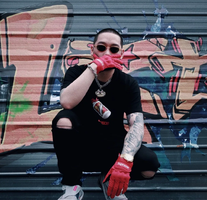 红花归来?弹壳首次在综艺重唱《黑怕不怕黑》! | 第12张 | 嘻哈中国 红花归来?弹壳首次在综艺重唱《黑怕不怕黑》! | 第12张