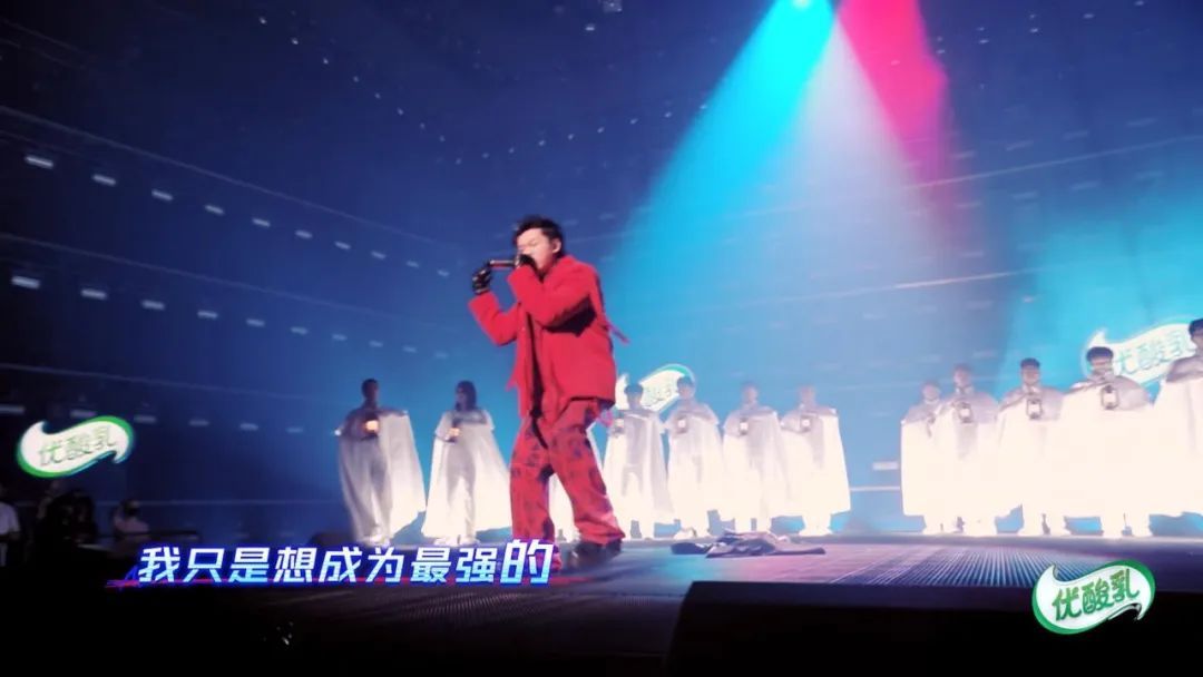 杨和苏与GAI上演真正的巅峰对决,但热狗的表演却让选手、主持人和观众都为之落泪 | 第10张 | 嘻哈中国 杨和苏与GAI上演真正的巅峰对决,但热狗的表演却让选手、主持人和观众都为之落泪 | 第10张