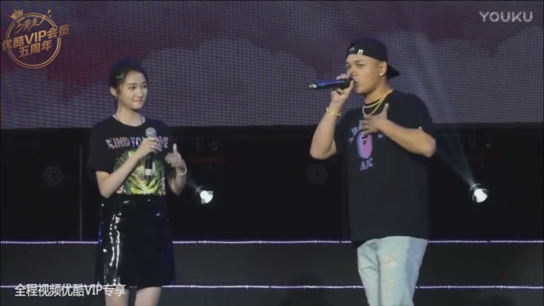 义乳cos、公然搞黄、互喝对方鲜血......rapper们追起星来都这么硬核的吗?! | 第6张 | 嘻哈中国 义乳cos、公然搞黄、互喝对方鲜血......rapper们追起星来都这么硬核的吗?! | 第6张