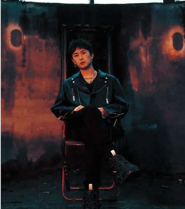 高天佐微博抖音遭封禁,直播正面回应打人事件,难道一件错事就要毁人一生? | 第8张 | 嘻哈中国 高天佐微博抖音遭封禁,直播正面回应打人事件,难道一件错事就要毁人一生? | 第8张