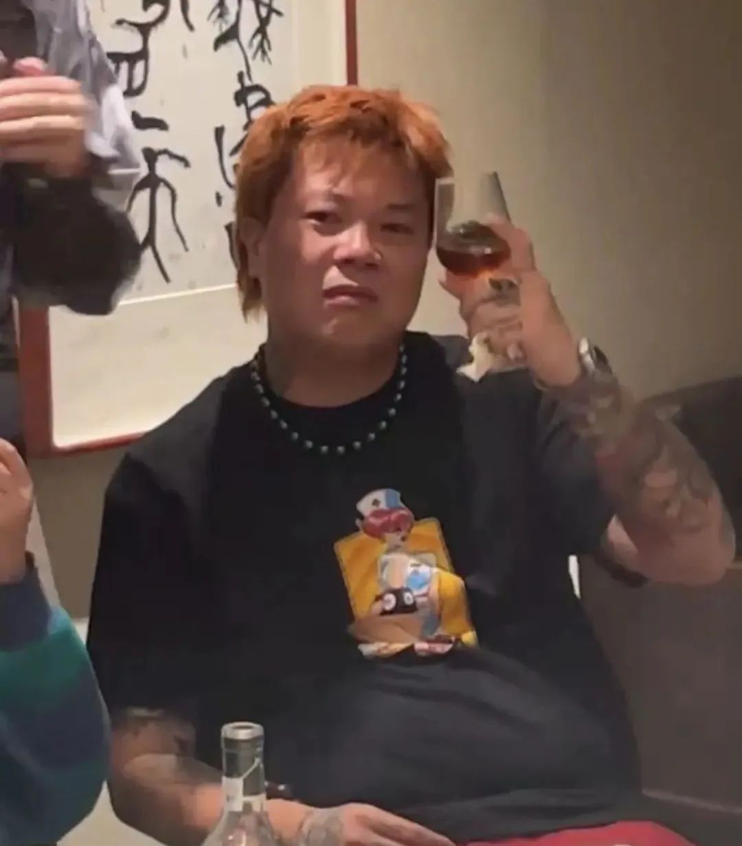 功夫胖感动落泪!刘聪、盛宇争相转发! 说唱圈最好的兄弟情! | 第3张 | 嘻哈中国 功夫胖感动落泪!刘聪、盛宇争相转发! 说唱圈最好的兄弟情! | 第3张