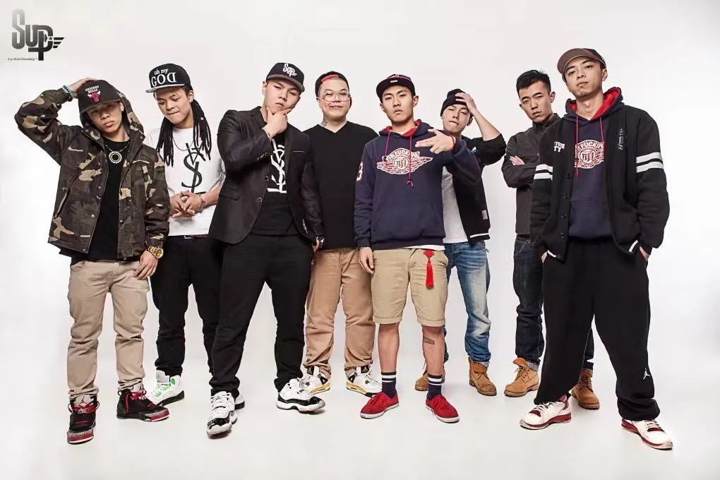 功夫胖感动落泪!刘聪、盛宇争相转发! 说唱圈最好的兄弟情! | 第16张 | 嘻哈中国 功夫胖感动落泪!刘聪、盛宇争相转发! 说唱圈最好的兄弟情! | 第16张