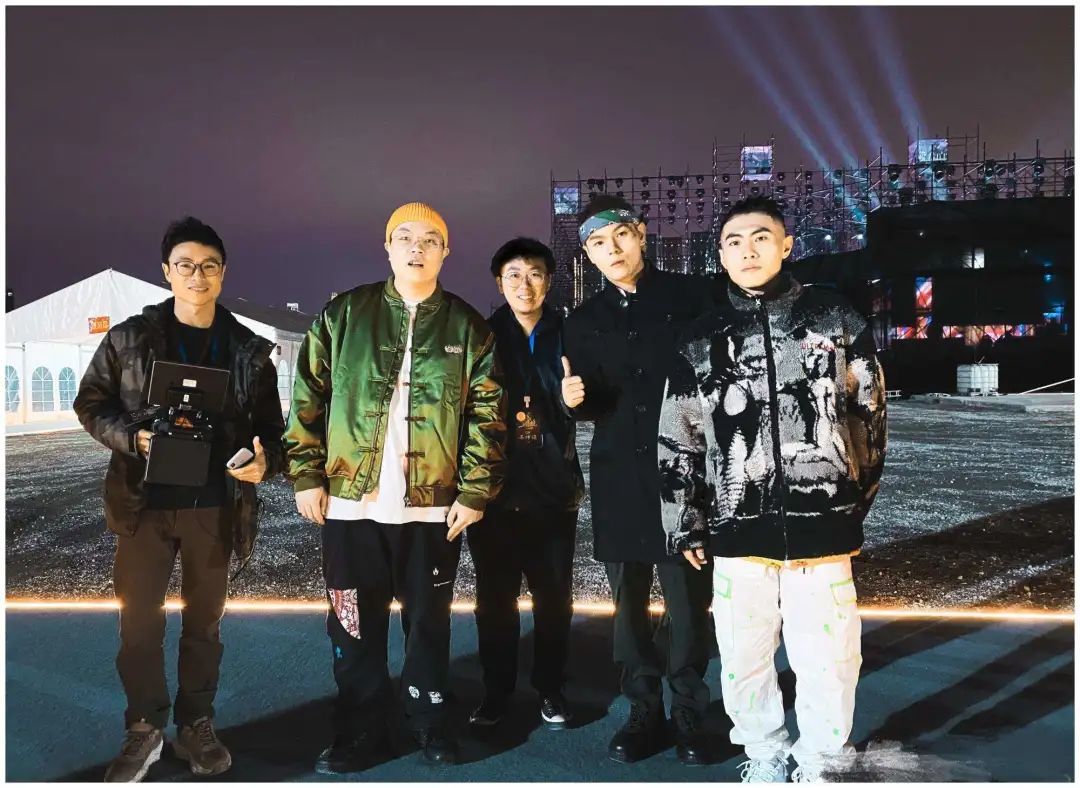 功夫胖感动落泪!刘聪、盛宇争相转发! 说唱圈最好的兄弟情! | 第15张 | 嘻哈中国 功夫胖感动落泪!刘聪、盛宇争相转发! 说唱圈最好的兄弟情! | 第15张