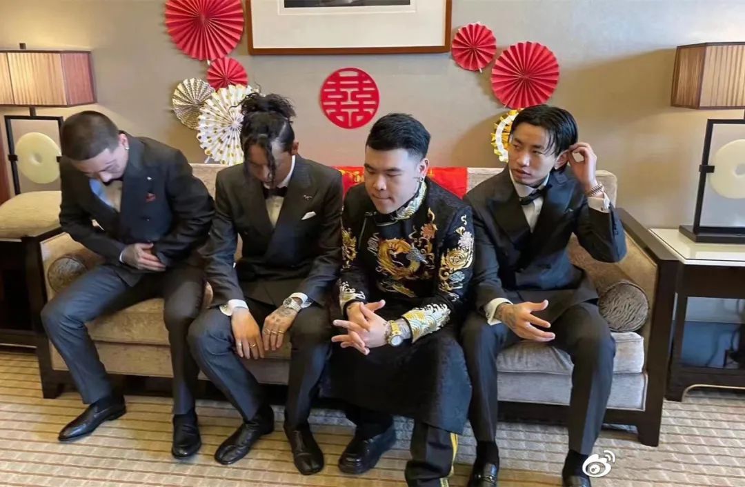 KnowKnow、Feezy、连麻扎堆结婚，说唱圈迎来结婚潮？ | 第1张