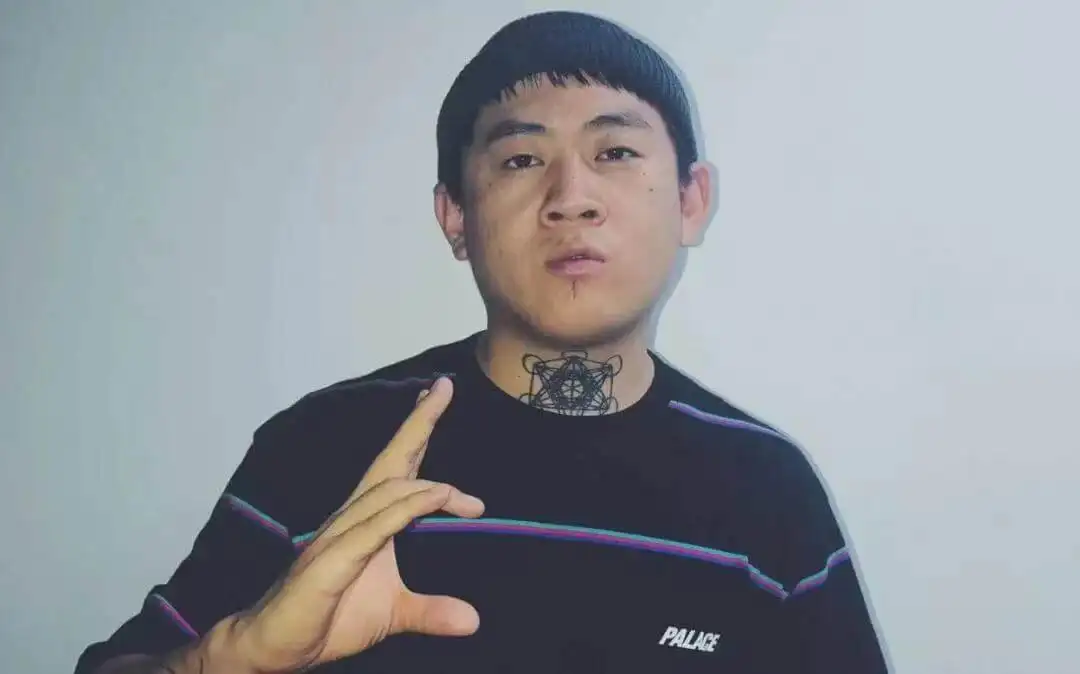 一群坏孩子和怪孩子聚在一起,居然做出了全中国最硬派的厂牌? | 第5张 | 嘻哈中国 一群坏孩子和怪孩子聚在一起,居然做出了全中国最硬派的厂牌? | 第5张