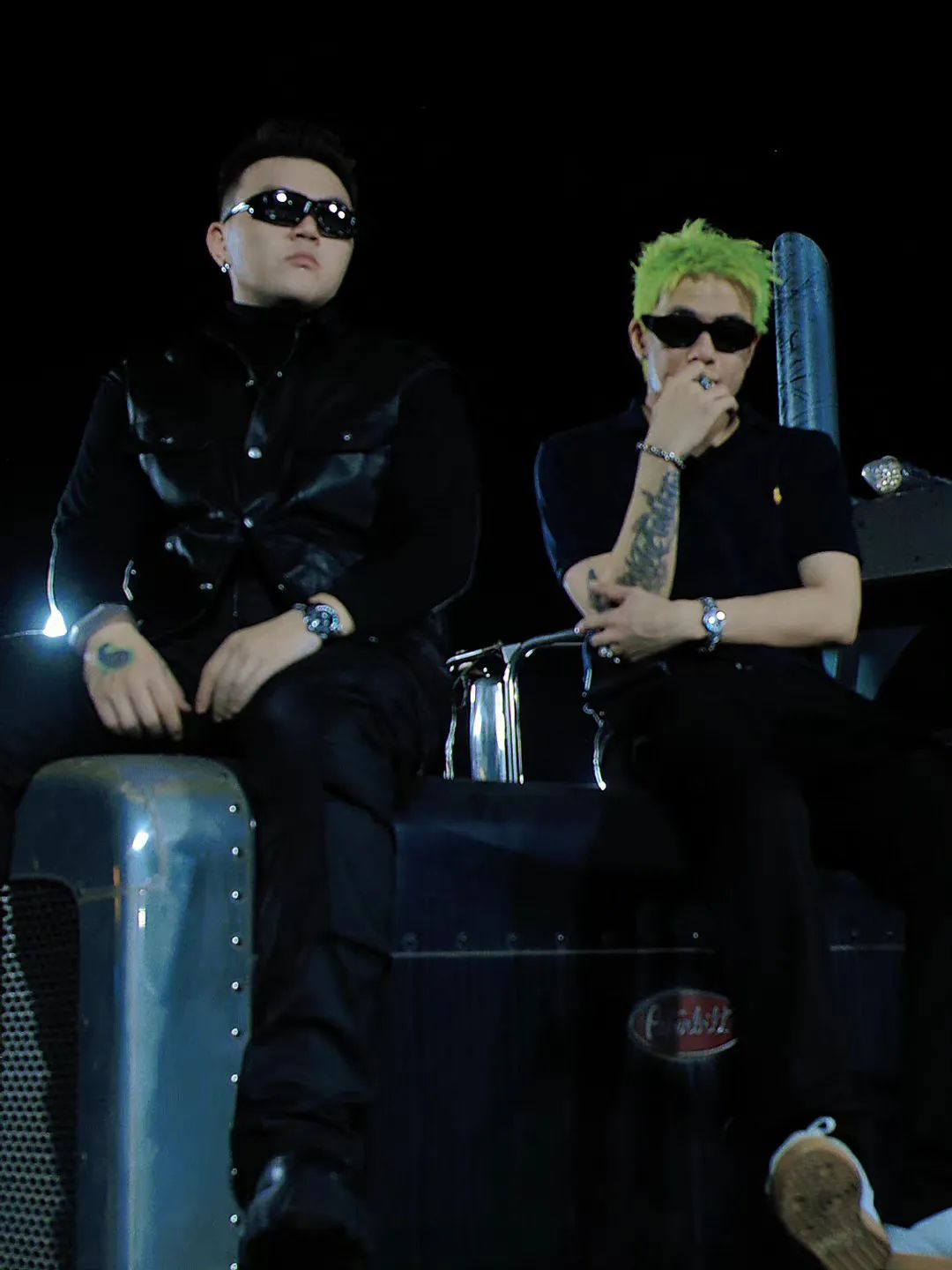 艾热和王以太巡演票价799?姜云升粉丝这次选择碰瓷艾福杰尼!! | 第18张 | 嘻哈中国 艾热和王以太巡演票价799?姜云升粉丝这次选择碰瓷艾福杰尼!! | 第18张