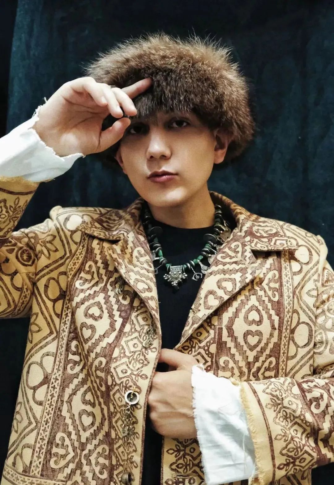 艾热和老舅现身春晚彩排!春晚对于Rapper有什么意义?? | 第5张 | 嘻哈中国 艾热和老舅现身春晚彩排!春晚对于Rapper有什么意义?? | 第5张