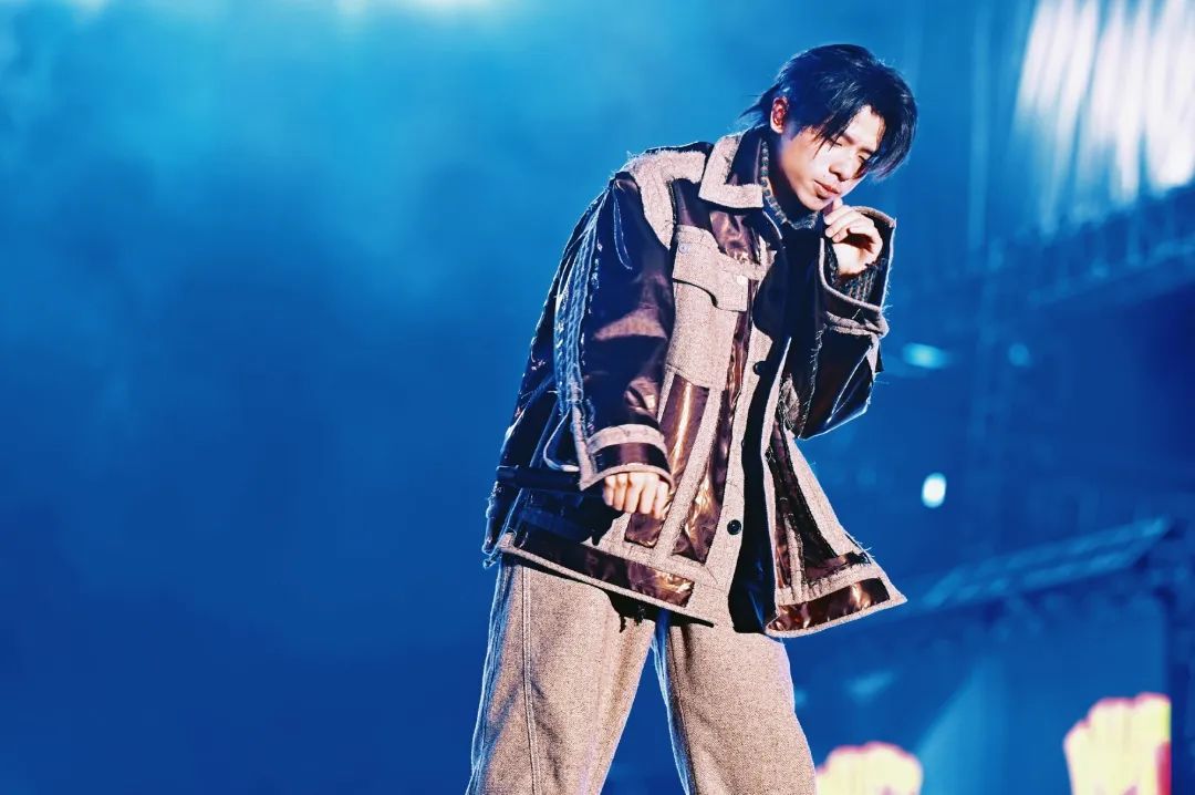 有关Rapper们“第一次”的那些小秘密,竟然都被扒出来了! | 第9张 | 嘻哈中国 有关Rapper们“第一次”的那些小秘密,竟然都被扒出来了! | 第9张