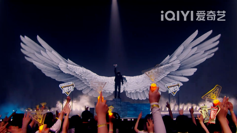 今年新说唱最好和最火的歌,一首总决赛才播,一首在返场表演里,还有一首直接被下架了! | 第13张 | 嘻哈中国 今年新说唱最好和最火的歌,一首总决赛才播,一首在返场表演里,还有一首直接被下架了! | 第13张