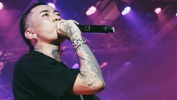 “疯狂砸门还打群架”？马思唯的巡演再次惹出事端！