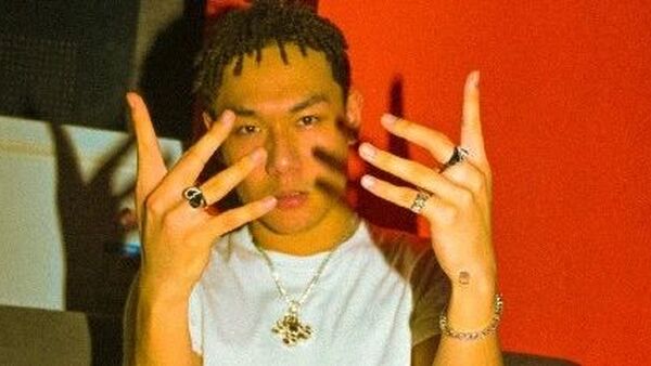 Mac向周杰伦争取版权失败， “七里香”抖音版惨遭网友辱骂：“真难听”！