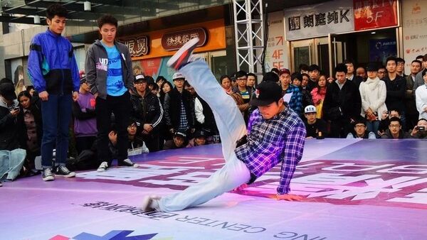 街舞老师必看，照这几点提升自己，轻松月入过万!