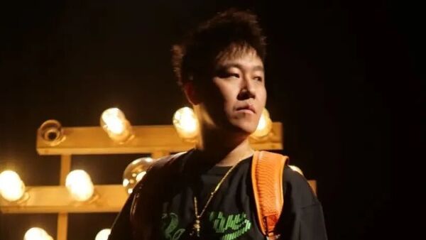 “GAI的蛋糕只给兄弟吃，车澈把年轻人当棋子！”杨晓川曝光私信！